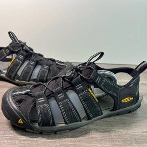 KEEN Clearwater Waterproof Mens size 8/Womens 9.5 Adventure sandals